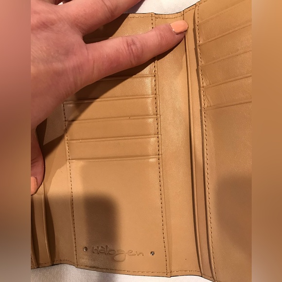 Bundle Tory Burch Zip Continental Purple Leather Wallet and Halogen Gray Wallet - Picture 12 of 12